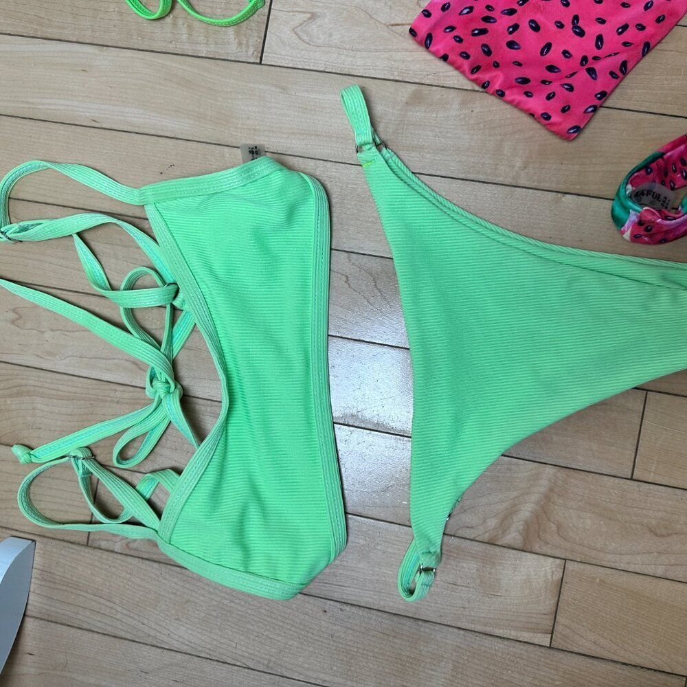 ZAFUL Set of 3 Bikinis Two Piece Swimsuits Size Small - Picture 5 of 13